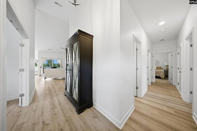 Welcome to lake living at its finest! This beautifully updated - photo 20