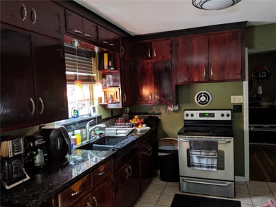 Brick 3 bedroom/2 bathroom home in SW Gainesville on a .75 acre - photo 20