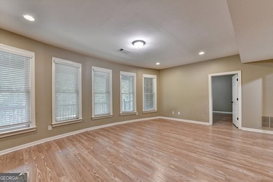 Welcome to this stunning 5-bedroom, 5 full bath home located in - photo 21