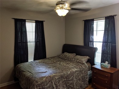 Brick 3 bedroom/2 bathroom home in SW Gainesville on a .75 acre - photo 22