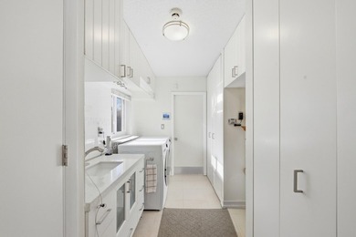 Beautifully maintained three bedroom, two bathroom With option - photo 24