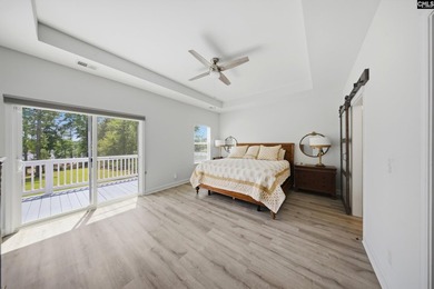 Welcome to lake living at its finest! This beautifully updated - photo 25