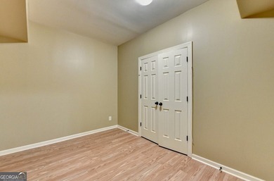 Welcome to this stunning 5-bedroom, 5 full bath home located in - photo 26