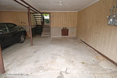 NO NEED TO RENT WHEN YOU CAN OWN THIS BEAUTIFUL NEWLY RENOVATED - photo 26