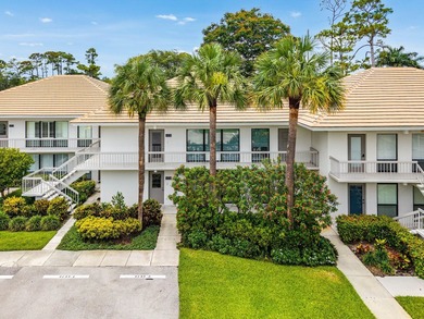 Beautifully appointed 1st-floor 2BR split floor plan residence - photo 1