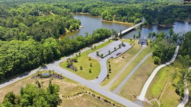 Welcome to lake living at its finest! This beautifully updated - photo 39