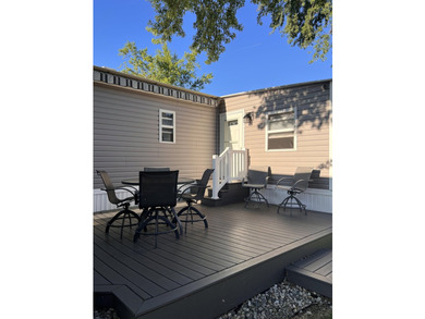 NEW PRICE-LAKEFRONT DOCK, EASY ACCESS BEAUTIFUL VIEWS. Very - photo 3