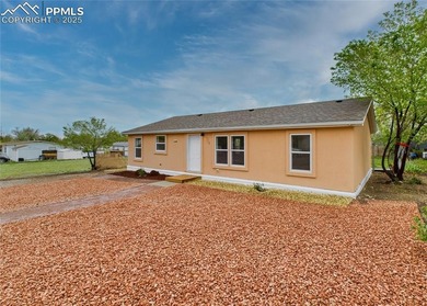 Pueblo Reservoir Home For Sale in Pueblo West Colorado