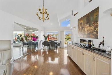Opportunity Knocks! Welcome to this stunning South Merrick - photo 7