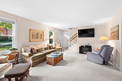 Lovingly cared for by one family since it was built, this - photo 12