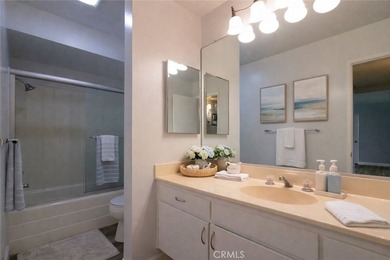 Positioned within the lush, gated enclave of Stoneybrook Villas - photo 15