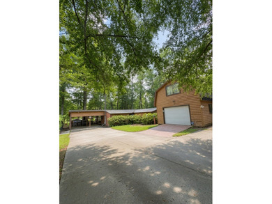 Lakefront Opportunity with Endless Potential! This 3-bedroom - photo 26