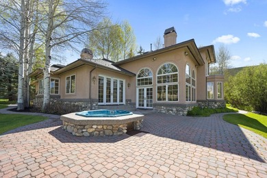 Gracefully nestled into the willows and just off the bike path - photo 4