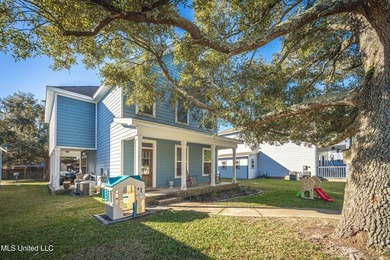 Located within the Ocean Springs Golf Cart District, this - photo 3