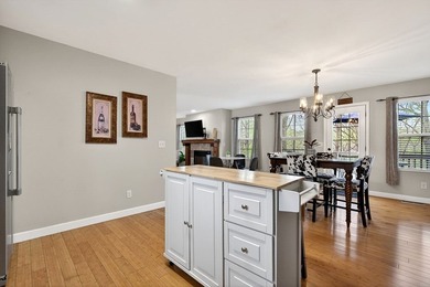 Fully furnished lake-area retreat located in The Falls at Center - photo 11