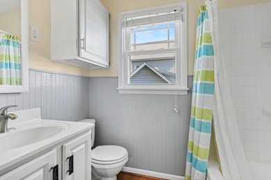 Enjoy refined year-round living on the shores of beautiful Round - photo 19