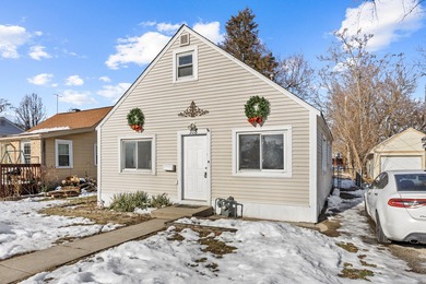 Cranberry Lake Home For Sale in Round Lake Park Illinois