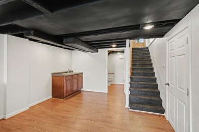 Enjoy refined year-round living on the shores of beautiful Round - photo 24