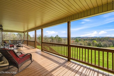 Set against a backdrop of year-round mountain views, this - photo 6