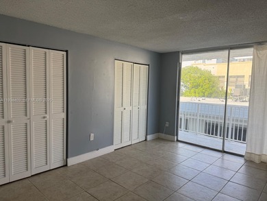 Live in the Miami Bech lifestyle in this charming 1-Bedroom, 1