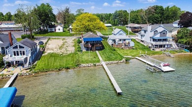Enjoy refined year-round living on the shores of beautiful Round - photo 39