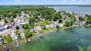 Enjoy refined year-round living on the shores of beautiful Round - photo 41