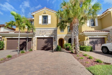 FURNISHED upscale lovely townhome located in a boutique gated - photo 4