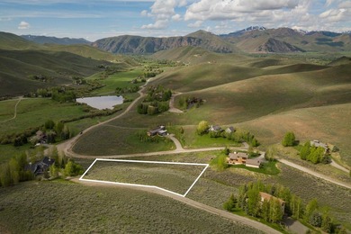This premium elevated lot has mountain views in all directions - photo 4