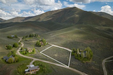 This premium elevated lot has mountain views in all directions - photo 5