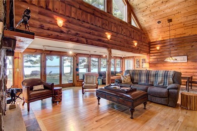 Enjoy Panoramic views from this 4 BD 3BA Lake Home with 4 Car - photo 13