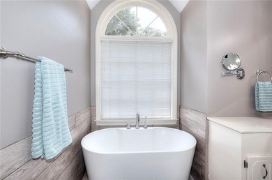 Tons of square footage for the price. Large Bedrooms and Primary