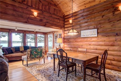 Enjoy Panoramic views from this 4 BD 3BA Lake Home with 4 Car - photo 16