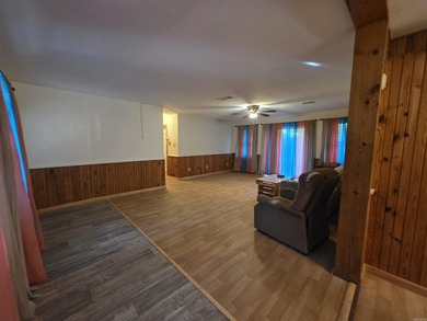A rare find in Mena - a rustic home on 5 beautiful acres with - photo 17