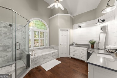 Captivating Remodeled European Retreat in Polo Golf & Country - photo 17