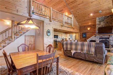 Enjoy Panoramic views from this 4 BD 3BA Lake Home with 4 Car - photo 17