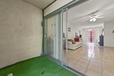 Welcome to this charming corner/end-unit condominium in Golfs - photo 20