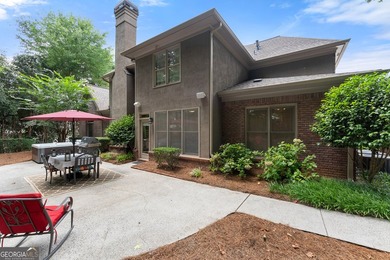 Captivating Remodeled European Retreat in Polo Golf & Country - photo 25