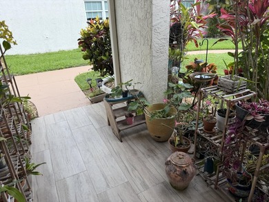 55 plus PRIME location, first floor with the view of an - photo 7