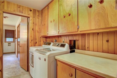 Enjoy Panoramic views from this 4 BD 3BA Lake Home with 4 Car - photo 36