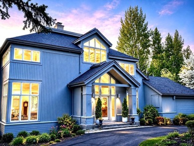 This beautiful home presents a rare opportunity to own property - photo 2