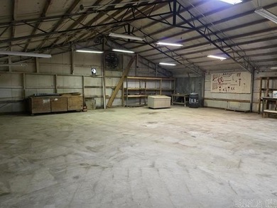 A rare find in Mena - a rustic home on 5 beautiful acres with - photo 43