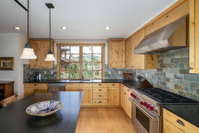 Sun Valley living at its best! This two-story Elkhorn Springs - photo 2