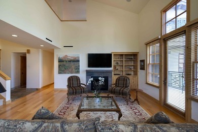 Sun Valley living at its best! This two-story Elkhorn Springs - photo 6