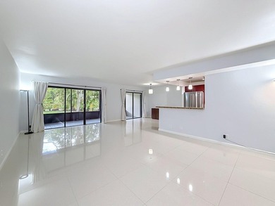 Spacious 2170sq ft 3 bedroom 2.5 bath townhome in Trellises - photo 4