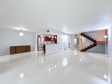 Spacious 2170sq ft 3 bedroom 2.5 bath townhome in Trellises - photo 6