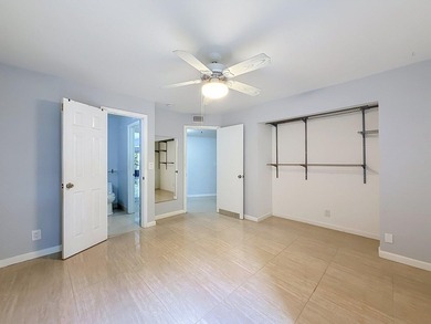 Spacious 2170sq ft 3 bedroom 2.5 bath townhome in Trellises - photo 10