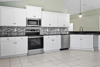 Located in the extremely popular Paradise Retreat subdivision - photo 11