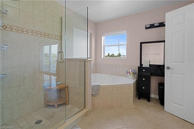 This charming 3-bedroom, 2-bathroom island-style waterfront home - photo 16