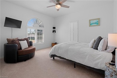 This charming 3-bedroom, 2-bathroom island-style waterfront home - photo 17