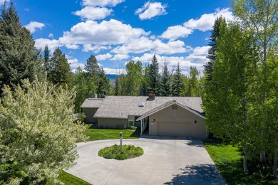 This property offers incredible potential in an exceptional - photo 1